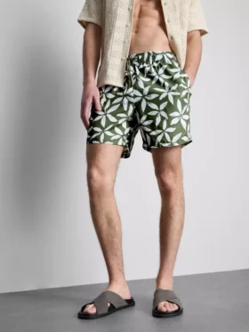 Badeshorts med blomstermønster og snøring