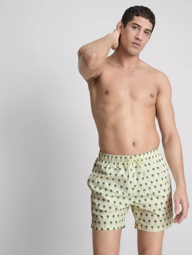 Badeshorts med palmetre-mønster