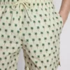 Badeshorts med palmetre-mønster