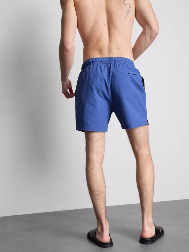 Badeshorts med struktur