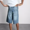 Baggy denimshorts med middels høy midje