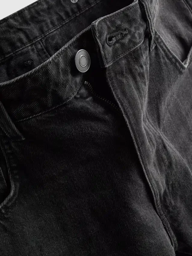 Baggy denimshorts med middels høy midje