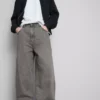 Baggy-jeans med middels høy midje