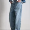 Baggy-jeans med middels høy midje