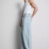Baggy-jeans med middels høy midje