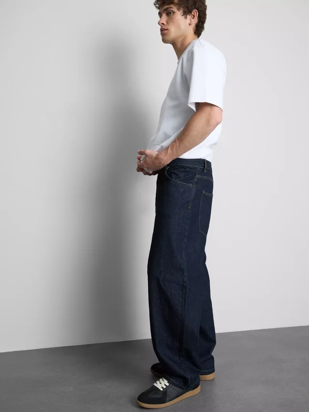 Baggy-jeans med middels høy midje