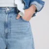 Baggy-jeans med middels høy midje