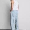 Baggy-jeans med middels høy midje