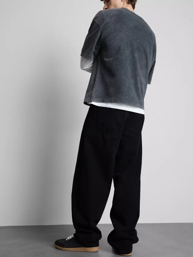 Baggy-jeans med middels høy midje