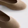 Ballerinasko med hælrem