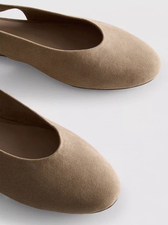 Ballerinasko med hælrem