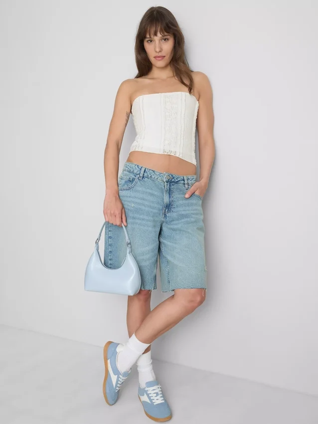 Bandeau-top i bomullsblanding med blonder