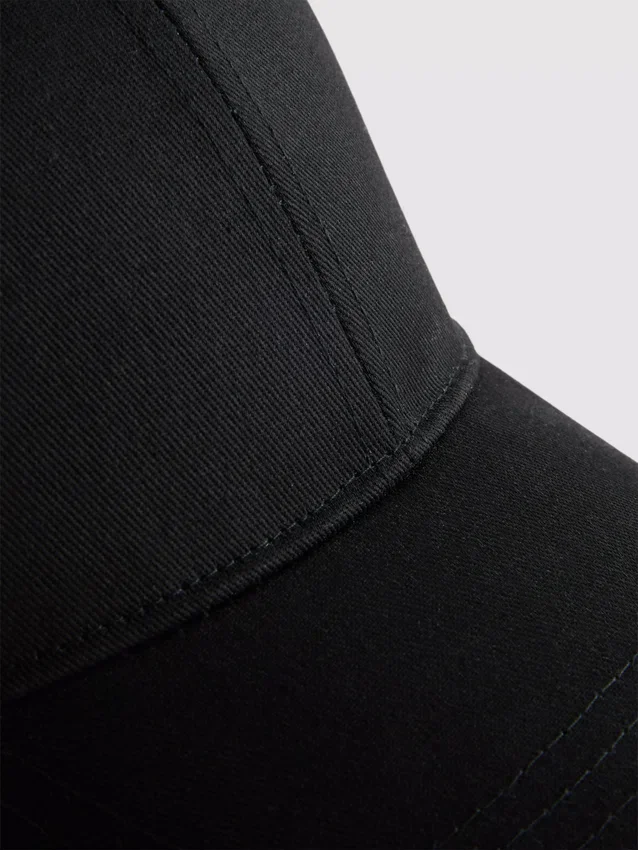 Baseballcap med fargeblokker