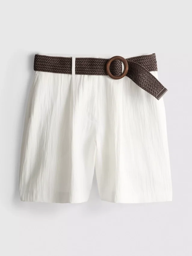 Bermudashorts med struktur og belte
