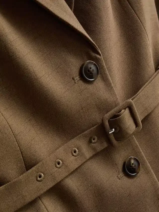 Blazer med korte ermer og belte