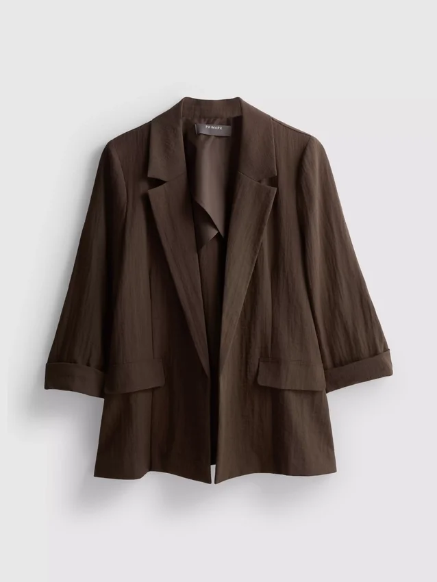 Blazer med strukturert, utskåret revers