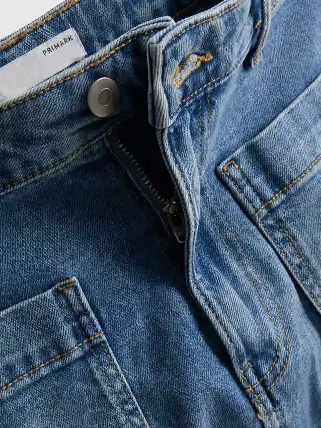 Bomullsdenim-shorts med lommer foran