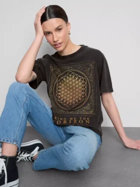 «Bring me the horizon»-T-skjorte med grafisk trykk