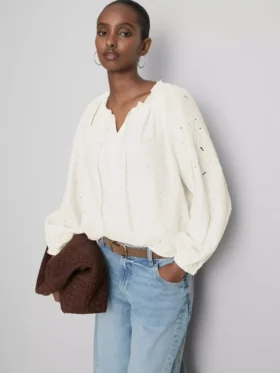 Broderte bluse med ballongerm