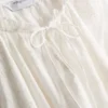Broderte bluse med ballongerm