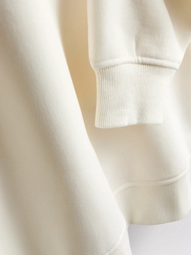 Brudegenser med broderte paljetter