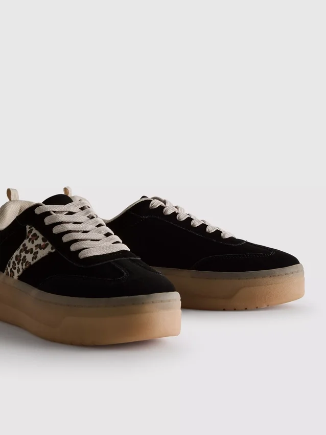 Chunky sneakers med leopardmønster og gummisåle