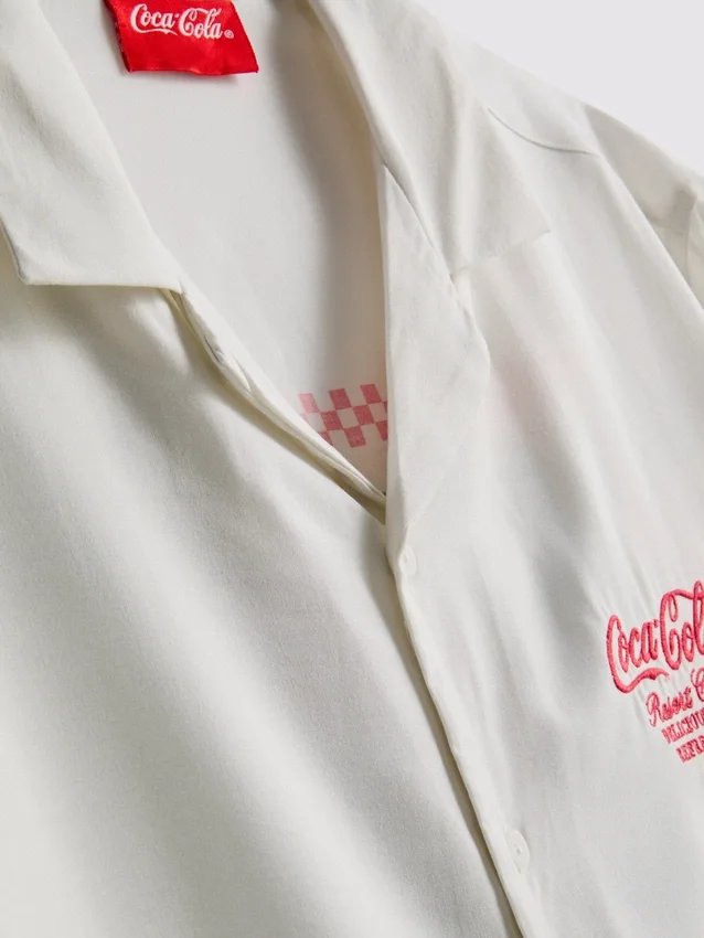 Coca-Cola-skjorte med korte ermer