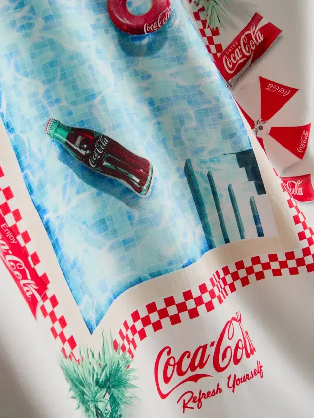 Coca-Cola-skjorte med korte ermer