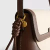 Crossbody-veske i kunstlær
