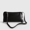 Crossbody-veske med dobbel kile