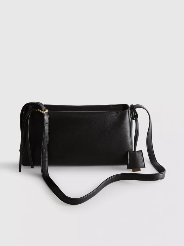 Crossbody-veske med dobbel kile