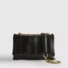 Crossbody-veske med klaff