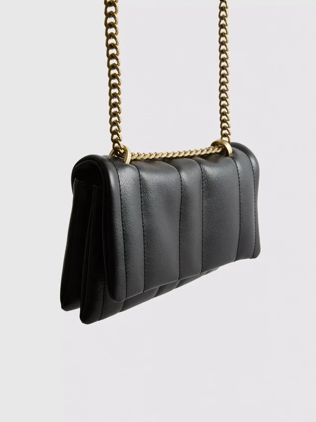 Crossbody-veske med klaff