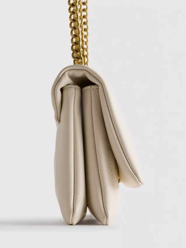Crossbody-veske med klaff