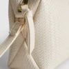 Crossbody-veske med vevd effekt