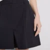 Cruise-shorts med høy midje og strukturert overflate