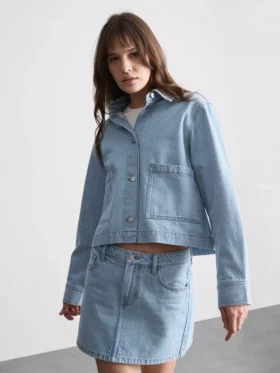 Denimjakke i bomull med påsydd lomme