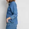 Denimshorts med middelhøy midje og oppbrett