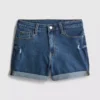Denimshorts med middelhøy midje og oppbrett