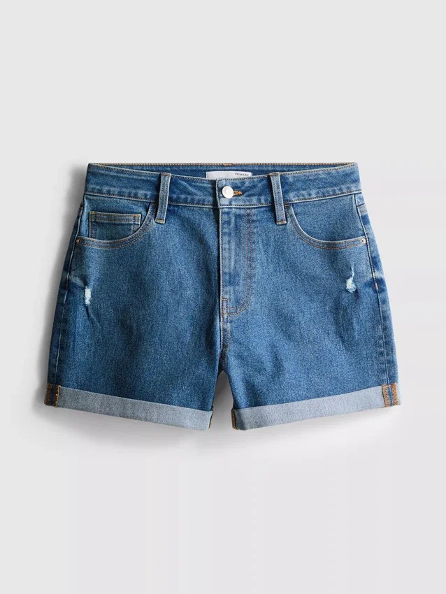 Denimshorts med middelhøy midje og oppbrett
