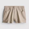 Denimshorts med middelhøy midje og oppbrett