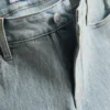 Denimshorts med middelhøy midje og oppbrett