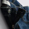 Denimshorts med rett passform