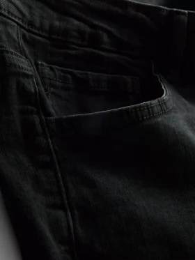 Denimshorts med rett passform