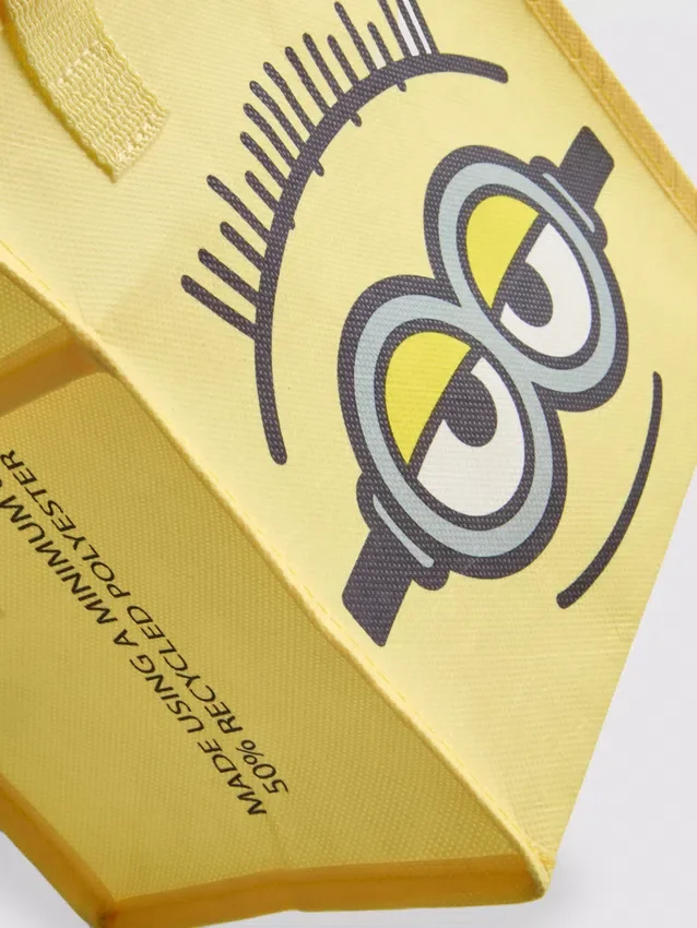 «Despicable Me»-lunsjpose med Minions-motiv