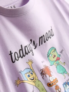 Disney Pixars «Inside Out»-pysjamaser med grafisk karaktertrykk