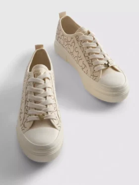 Disneys Mickey Mouse-sneakers i lerret med flatform