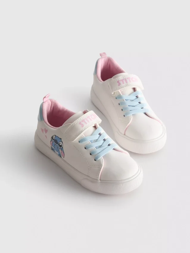 Disneys Stitch-sneakers med lav skaft