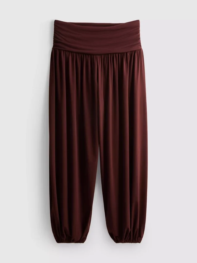 Draperte harembukser