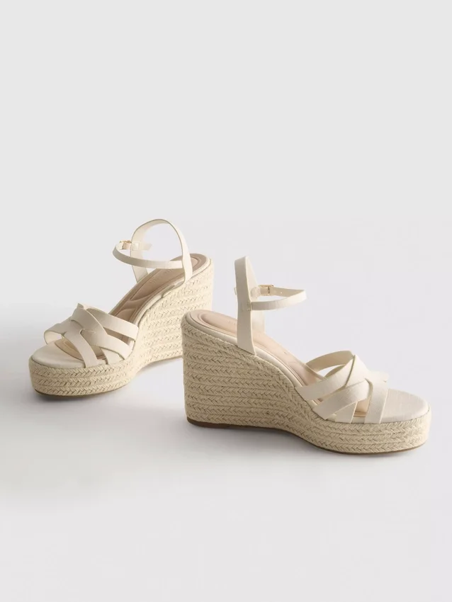 Espadrille-sandaler med kilehæl